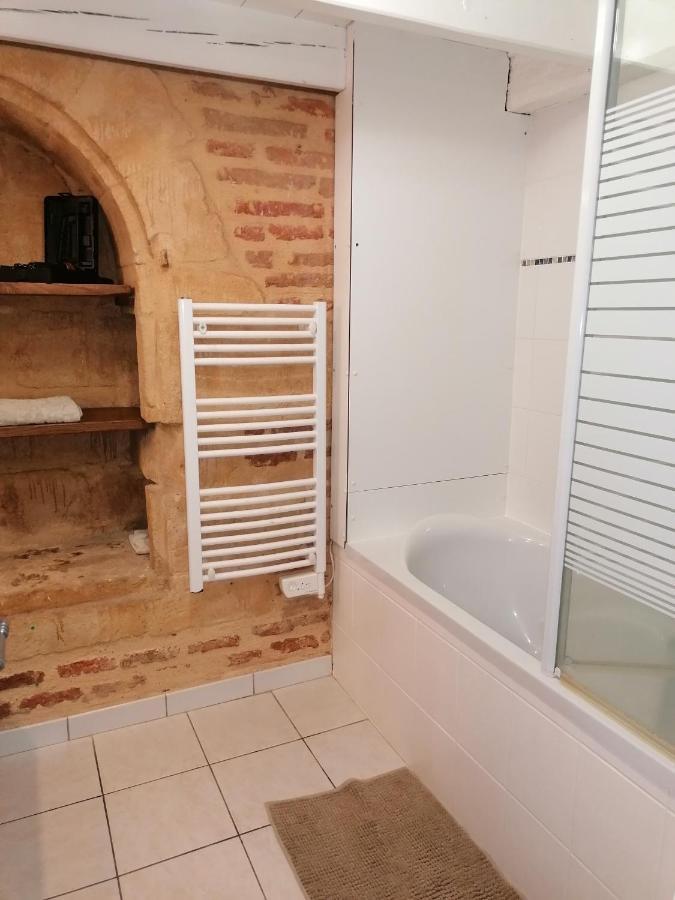 A Deux Pas Apartment Bergerac Luaran gambar
