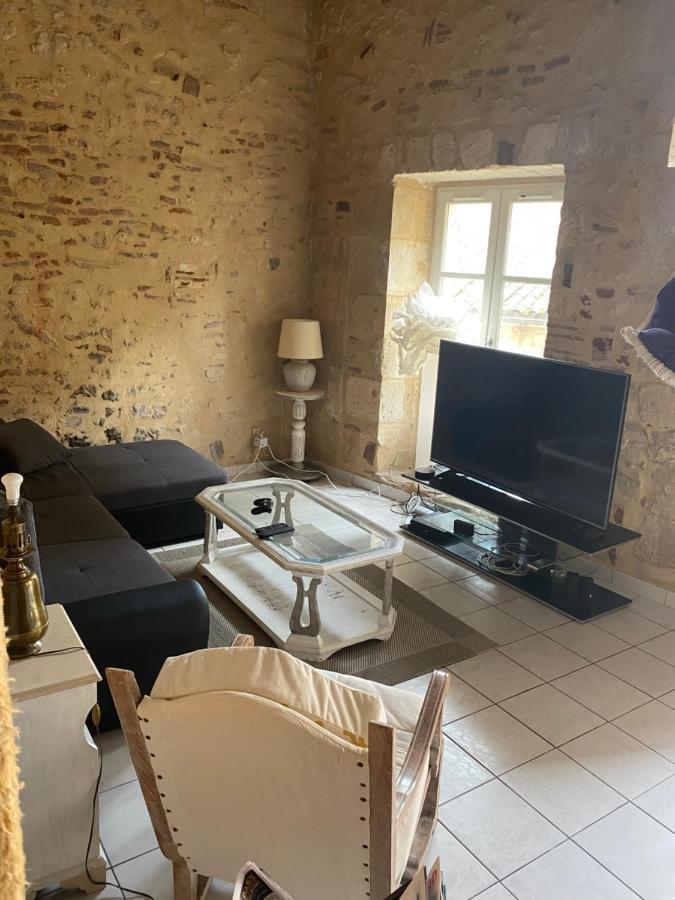A Deux Pas Apartment Bergerac Luaran gambar