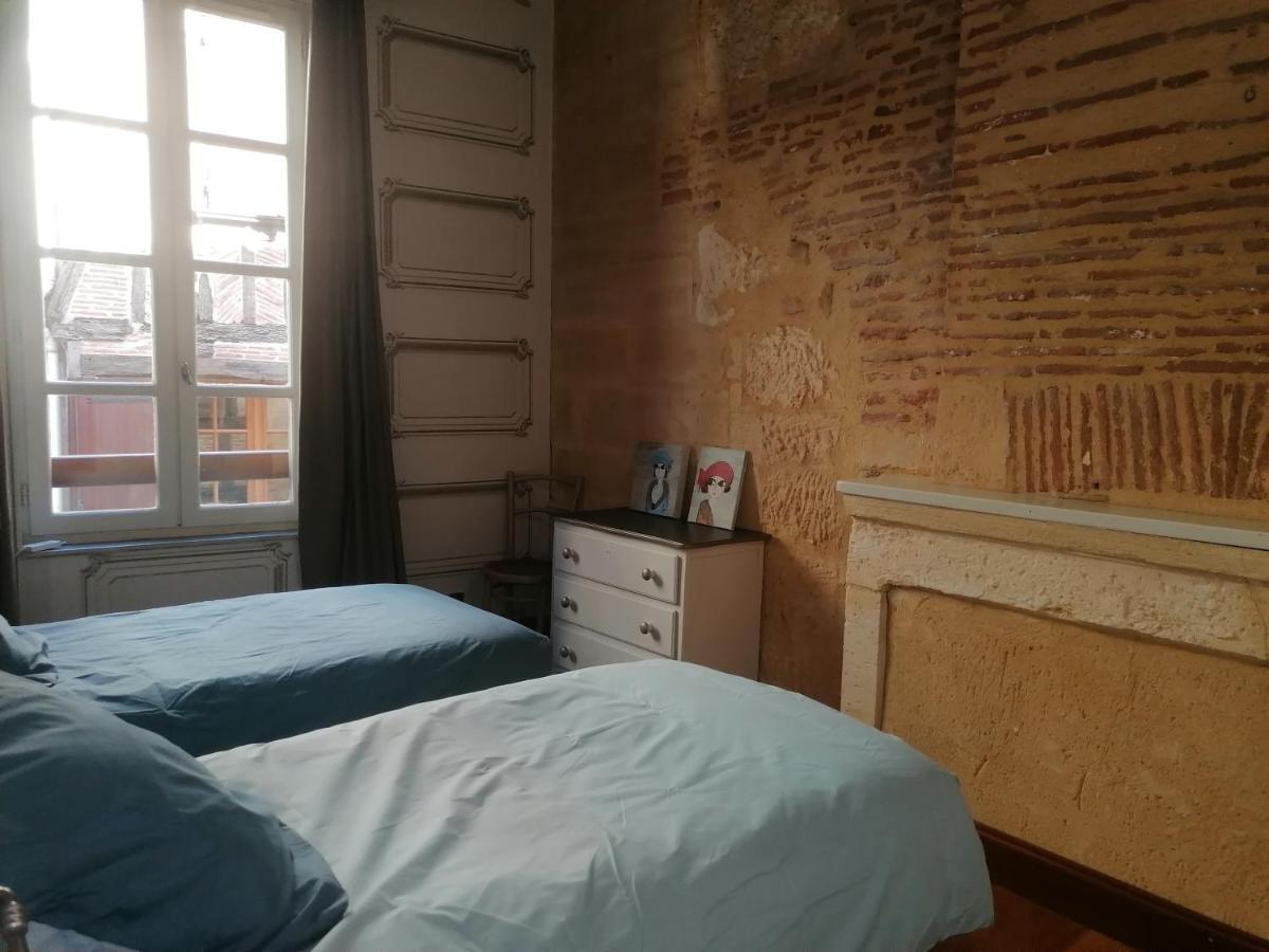A Deux Pas Apartment Bergerac Luaran gambar