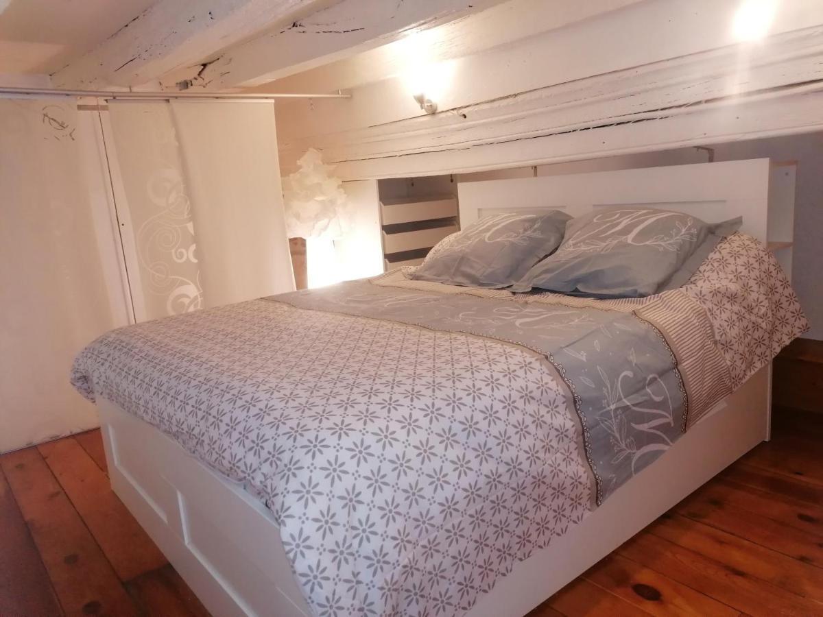 A Deux Pas Apartment Bergerac Luaran gambar